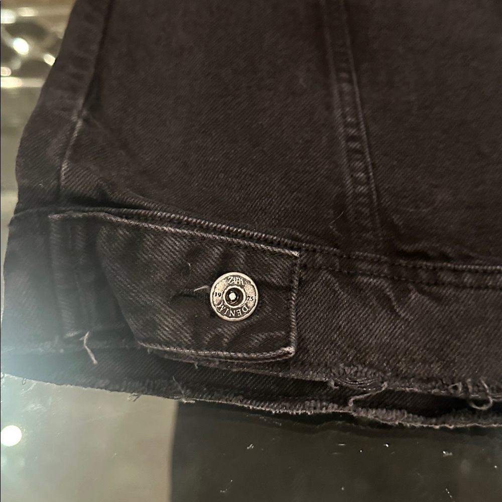 Zara Black Denim Jacket - Picture 6 of 7